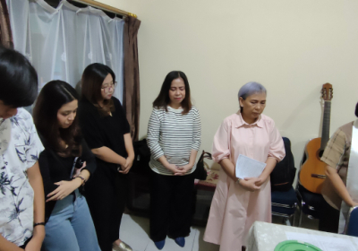 Minggu 14 April 2024